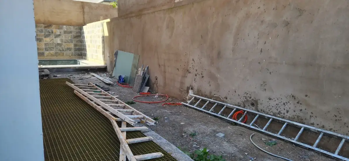 Avant - Patio