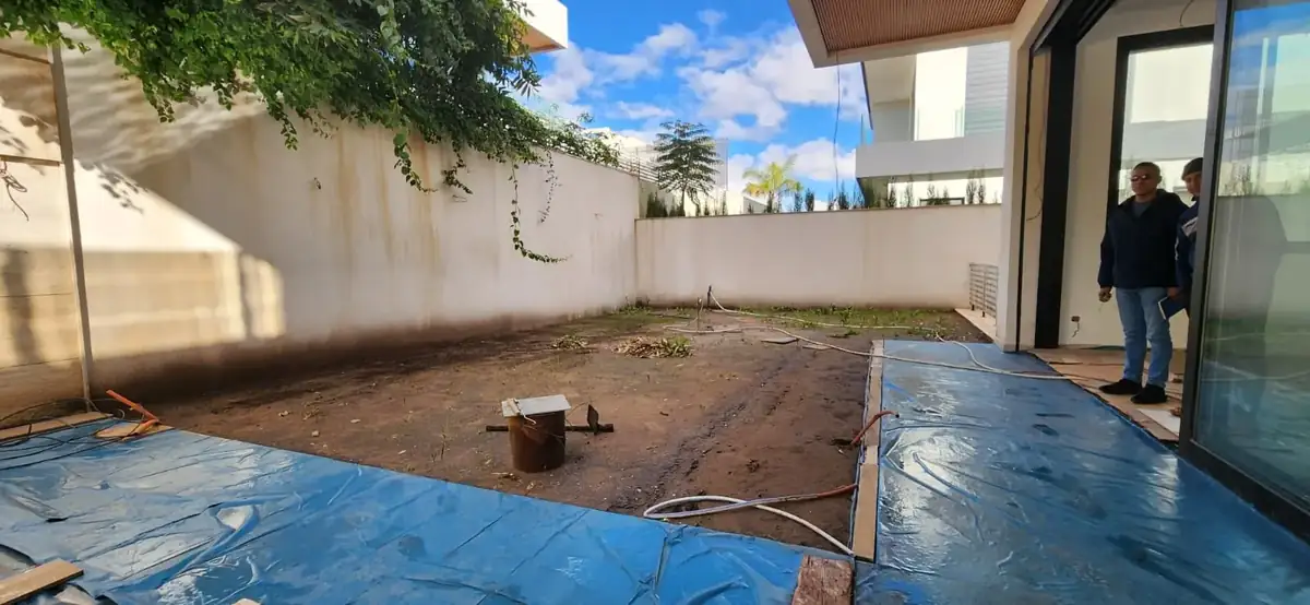 Avant - Jardin